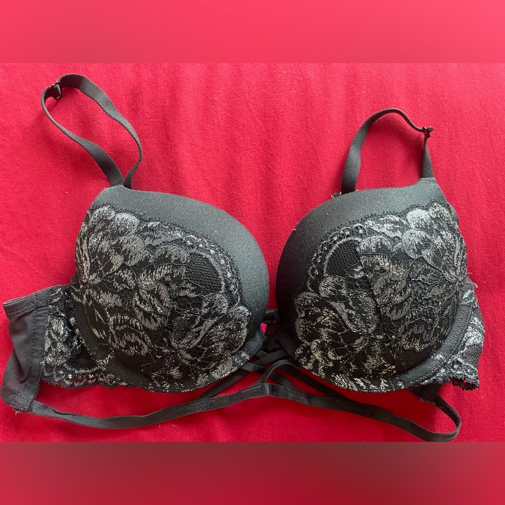 Elegant Black Lace Bra, Beyond sexy collection